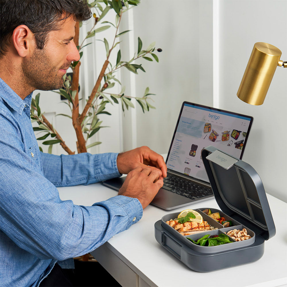 bentgo-modern-lunch-box-and-snack-cup-q7 BGMDNBDL-DG_4.jpg